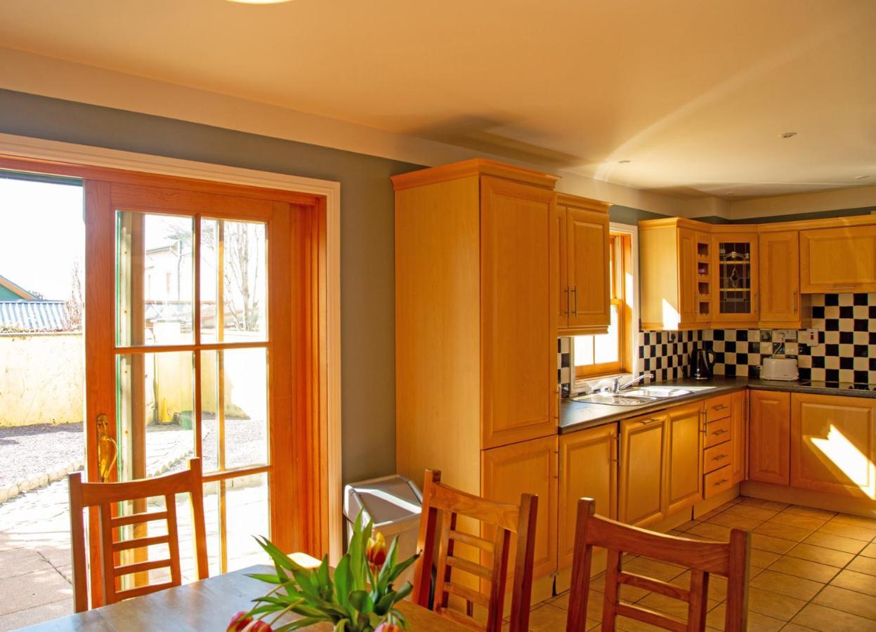 Dingle Town Holiday Home By Trident Holiday Homes Exterior foto